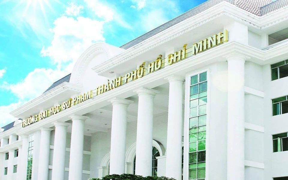 Sinh vien DH Su pham TP.HCM to giang vien di du lich, khong day hoc hinh anh