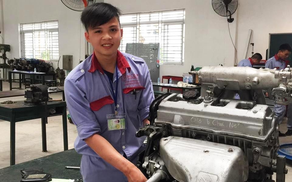 Sinh vien nghe hoc tai doanh nghiep duoc tra luong 9 trieu dong/thang hinh anh