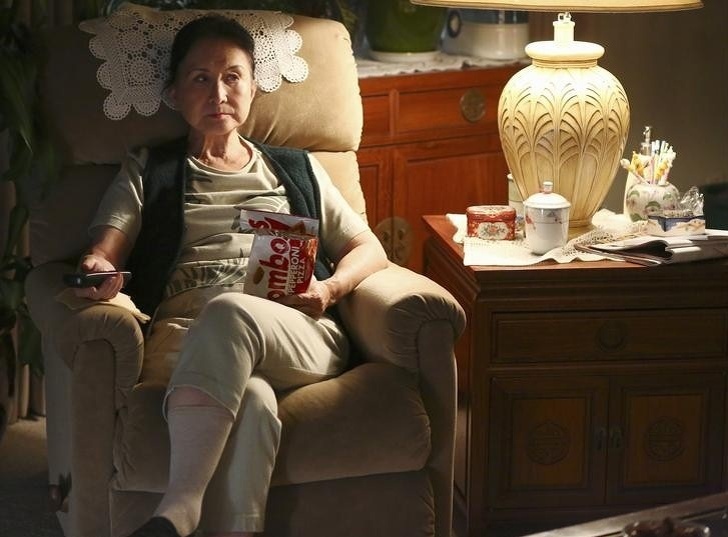 ong ba va chau anh 8