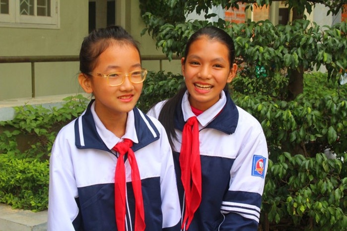 Hoc sinh lop 6 Ha Noi tra lai vi tien anh 1