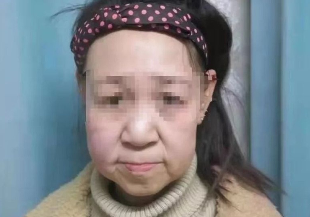 Thieu nu 15 tuoi bo hoc vi guong mat nhu ba lao 60 hinh anh