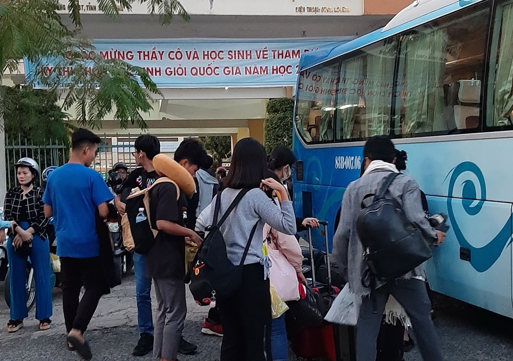 Bo GD&DT len tieng vu nam sinh tu vong o Da Lat hinh anh