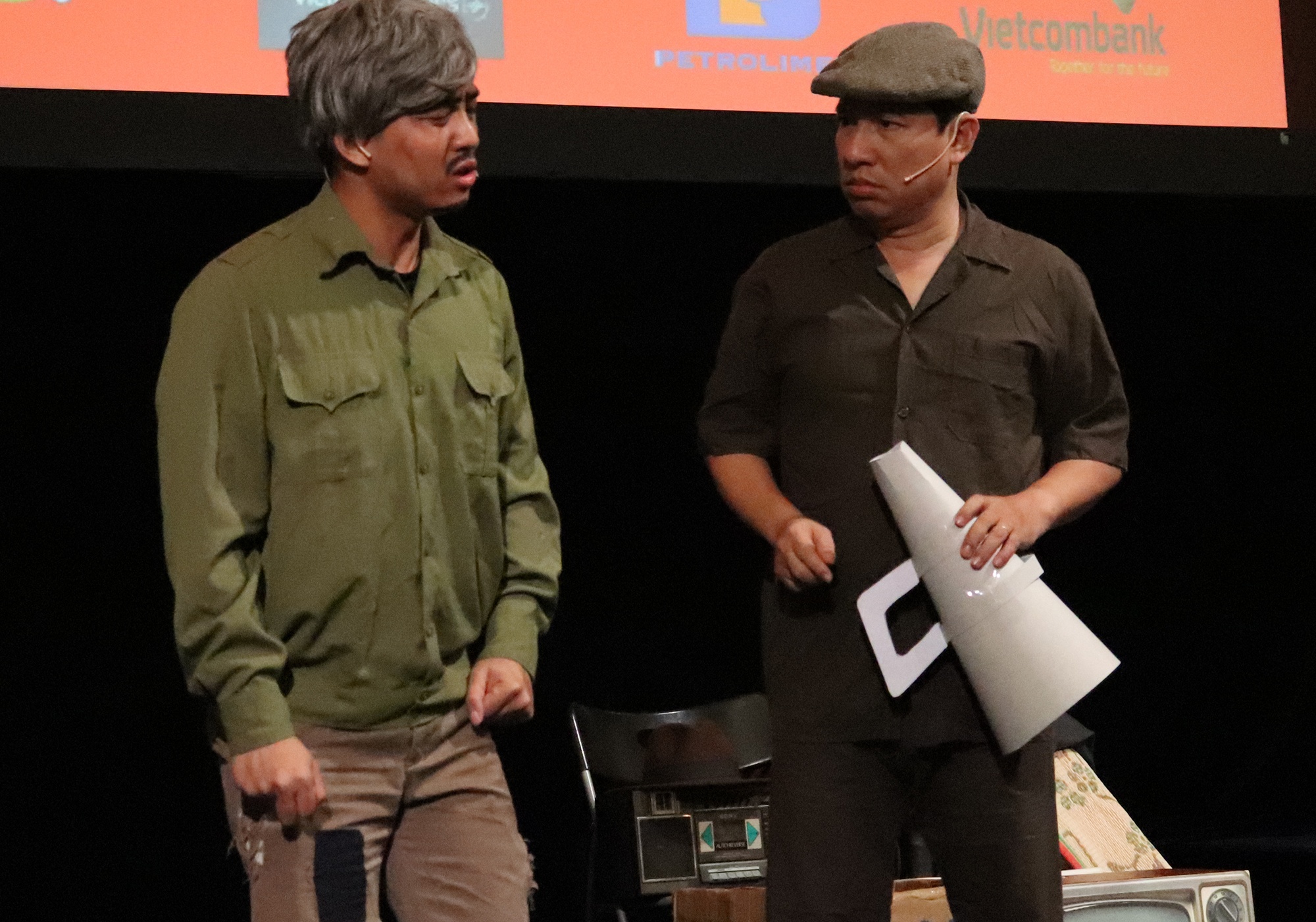 Sinh vien Viet Nam don Tet anh 4