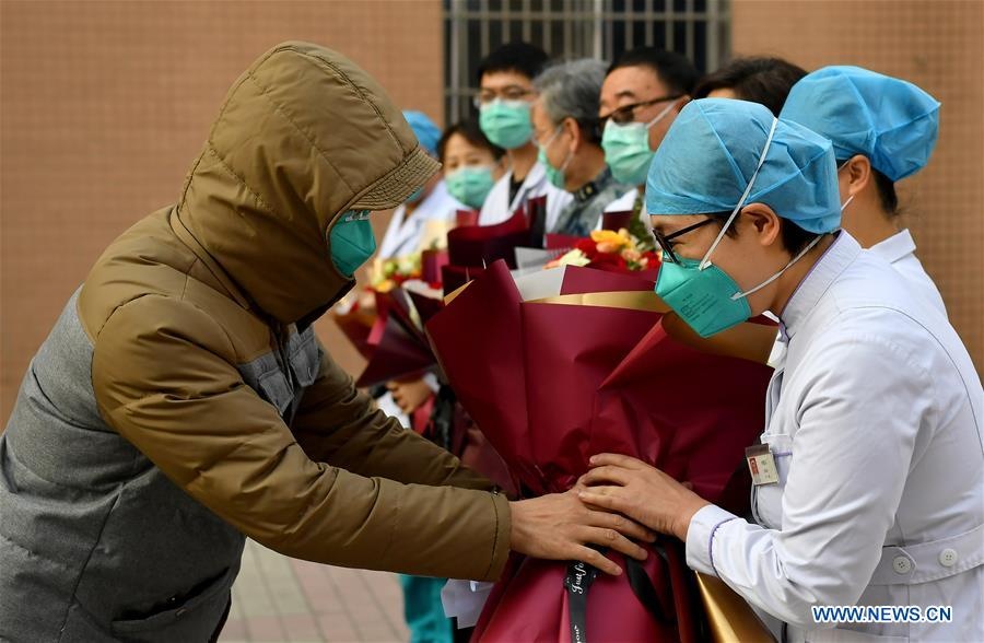 Bệnh nhân nhiễm virus corona xuất viện ảnh 3 Benh nhan nhiem virus corona xuat vien anh 3