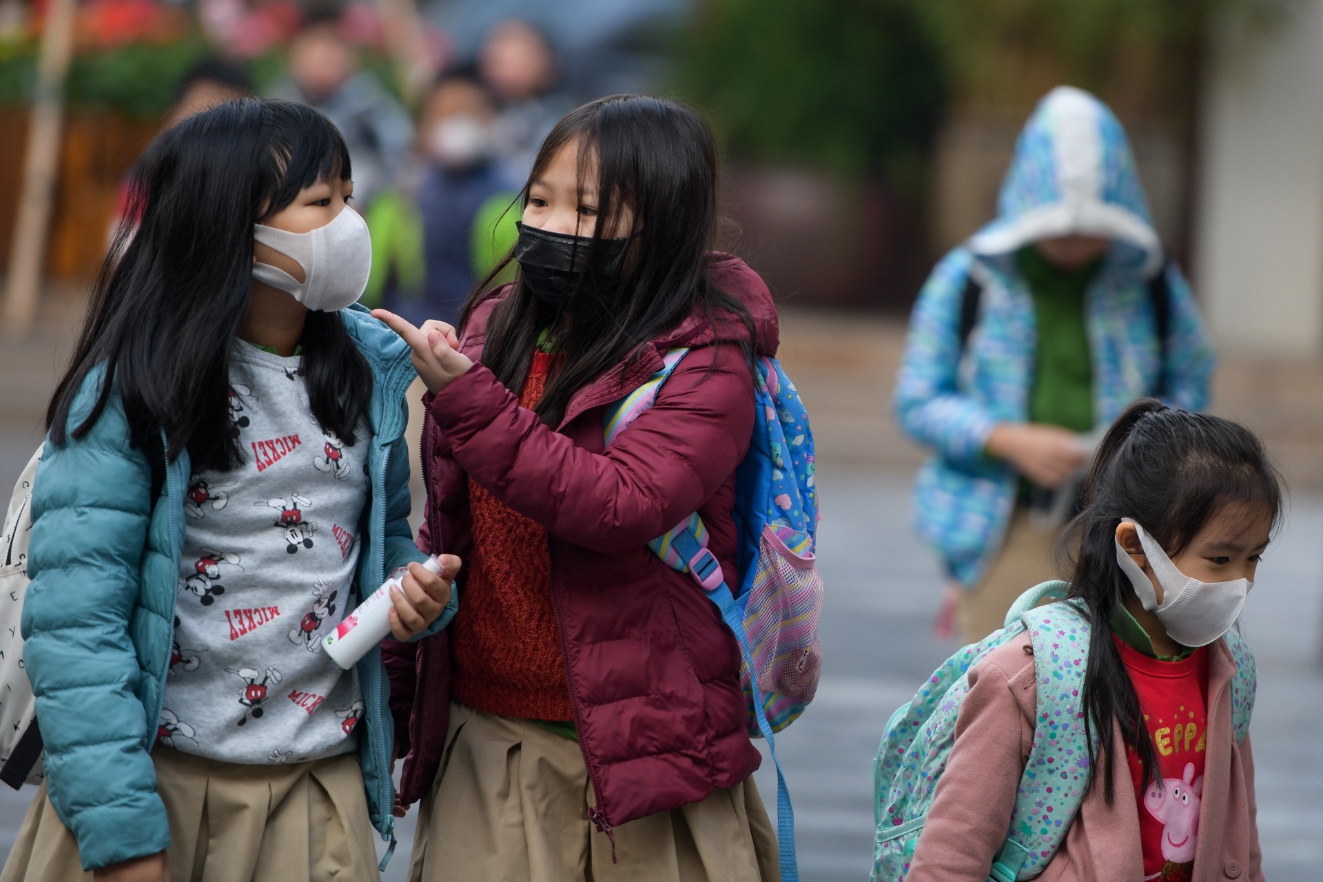 hoc sinh di hoc tro lai vao 17/2 anh 1