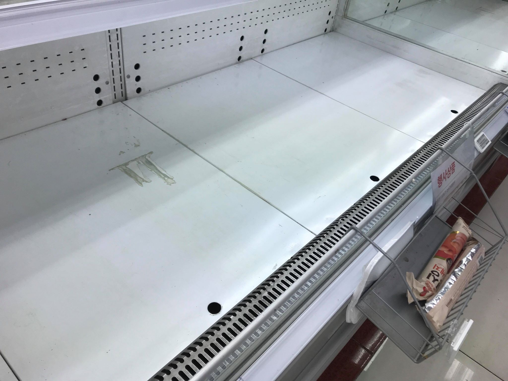 du học Việt ở Hàn Quốc đặt vé một chiều về nước ảnh 2 du hoc Viet o Han Quoc dat ve mot chieu ve nuoc anh 2