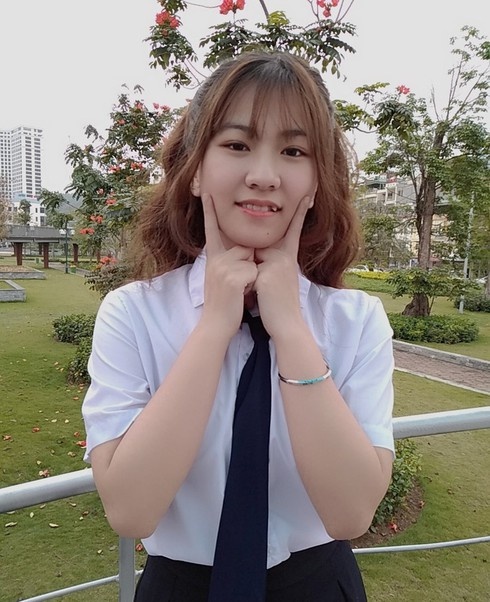 nữ sinh lớp 11 sắp tốt nghiệp đại học nhờ học online ảnh 1 nu sinh lop 11 sap tot nghiep dai hoc nho hoc online anh 1