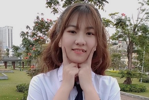 Bi quyet cua nu sinh lop 11 sap tot nghiep dai hoc nho hoc online hinh anh