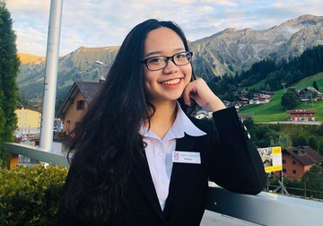 Du hoc sinh Viet tu Thuy Si tro ve: 'Chung toi that su biet on' hinh anh