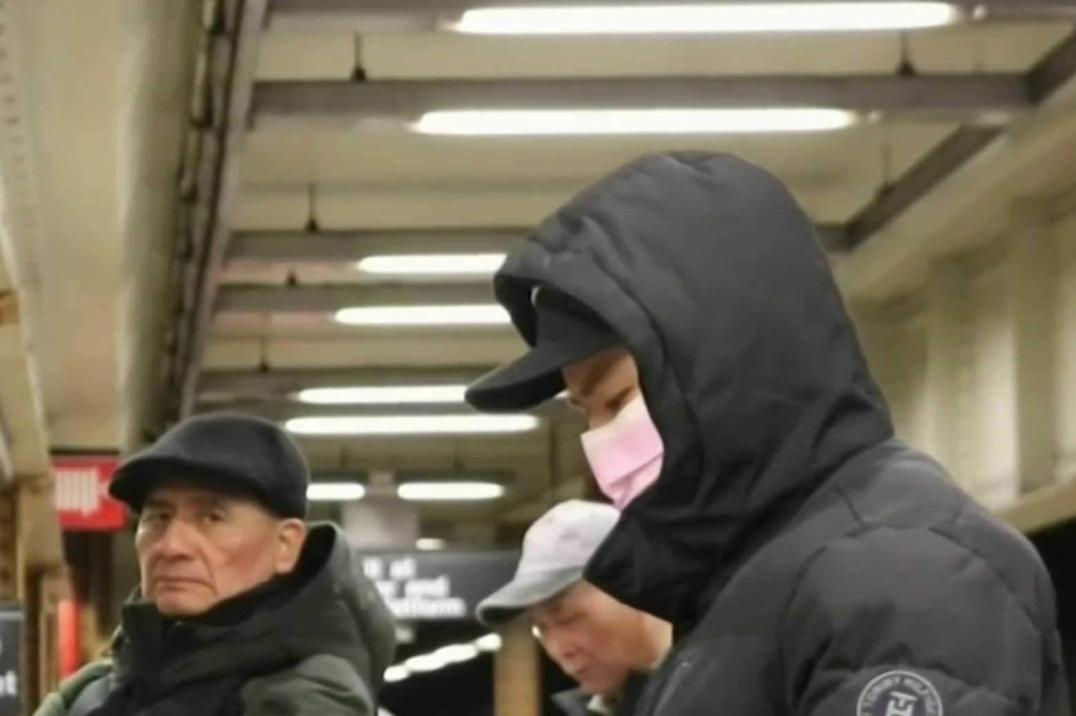 Giao vien o My bi doa duoi viec neu bao viec mac Covid-19 hinh anh