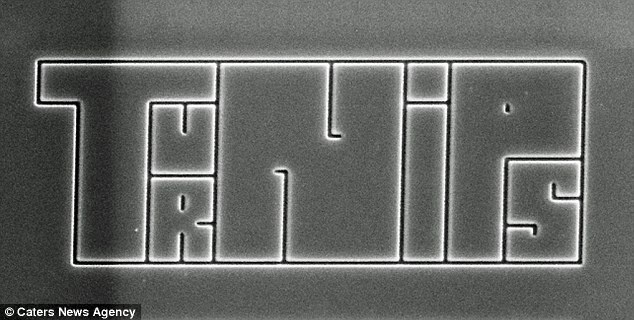 Sach nho nhat the gioi anh 3