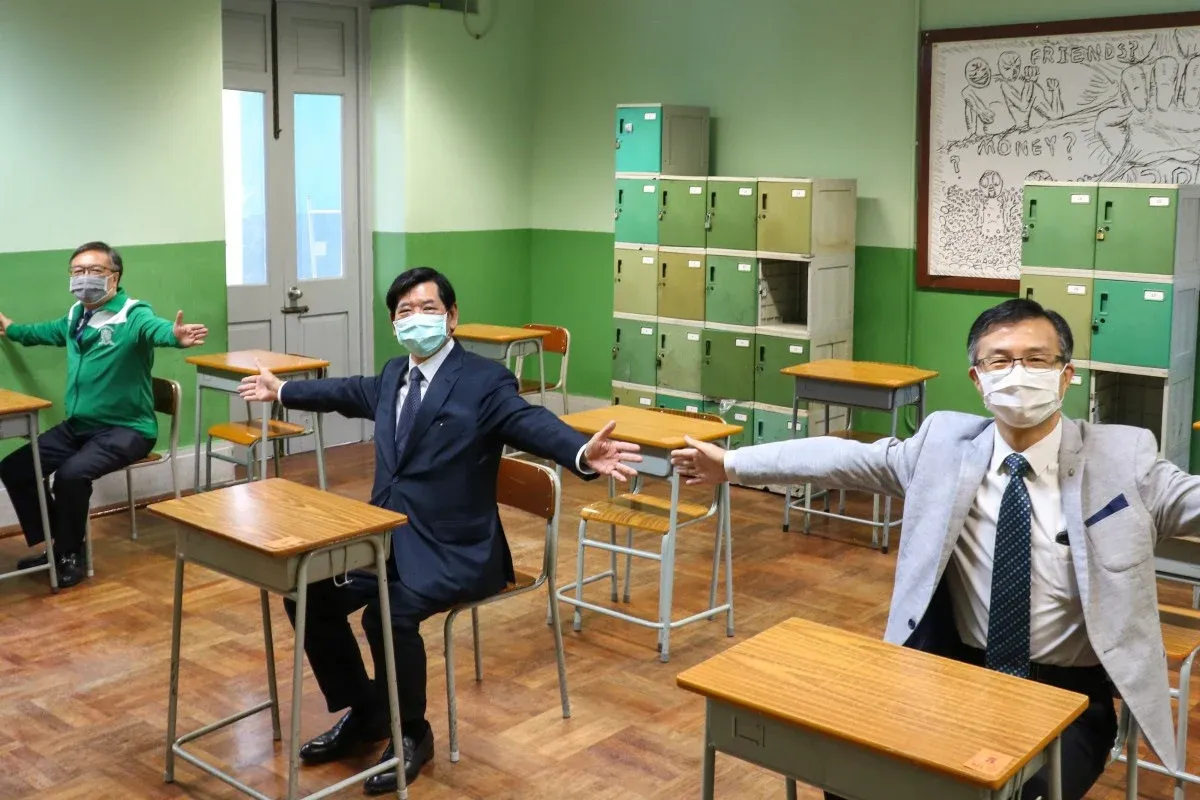 thi sinh du thi dai hoc giua dich Covid-19 anh 3