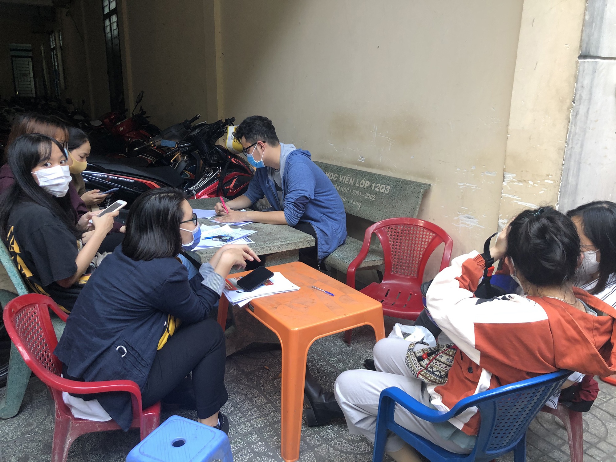 cô giáo IELTS sửa điểm ảnh 1 co giao IELTS sua diem anh 1