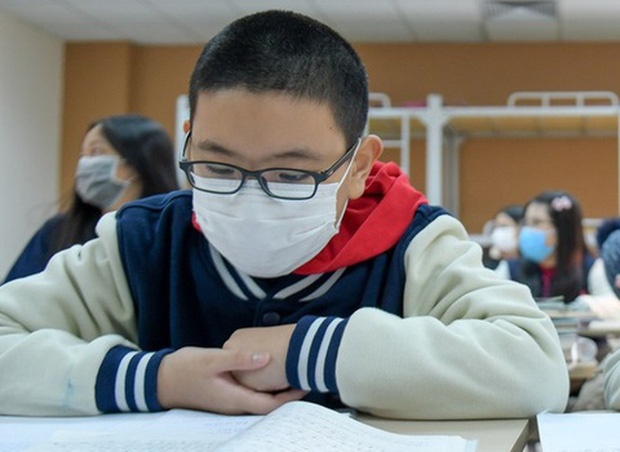 Truong hoc o TP.HCM hoan thanh kiem tra hoc ky II ngay 30/6 hinh anh