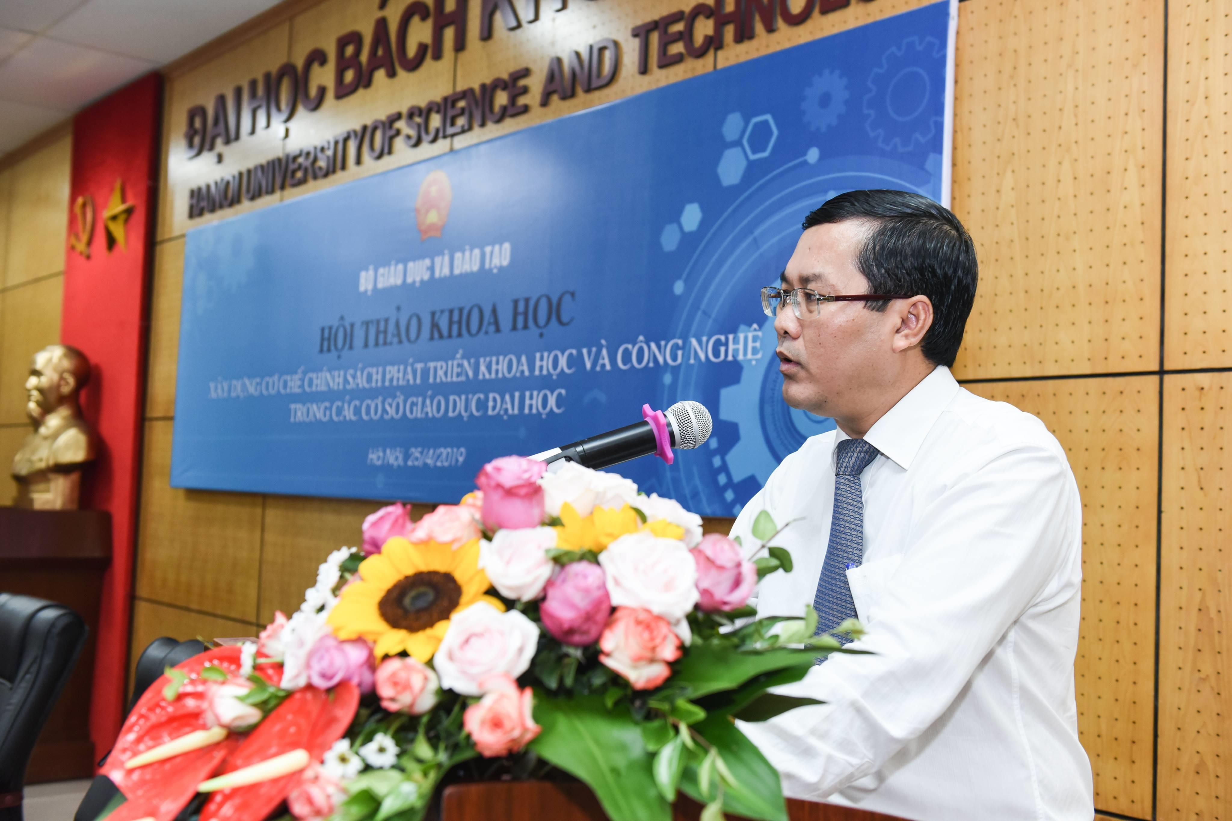 Quy che tuyen sinh anh 1