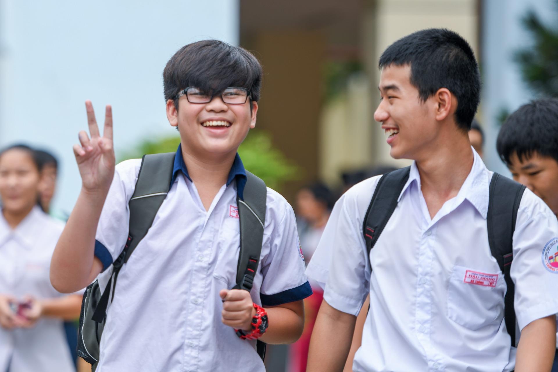 TP.HCM to chuc thi tuyen lop 10 anh 1