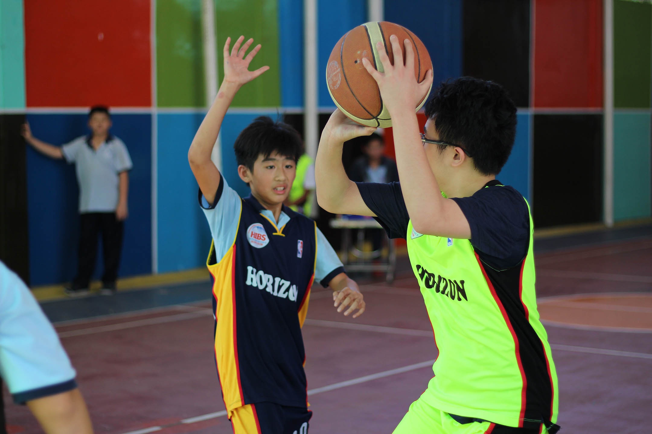 Hoc phi bac tieu hoc tai 13 truong quoc te anh 1