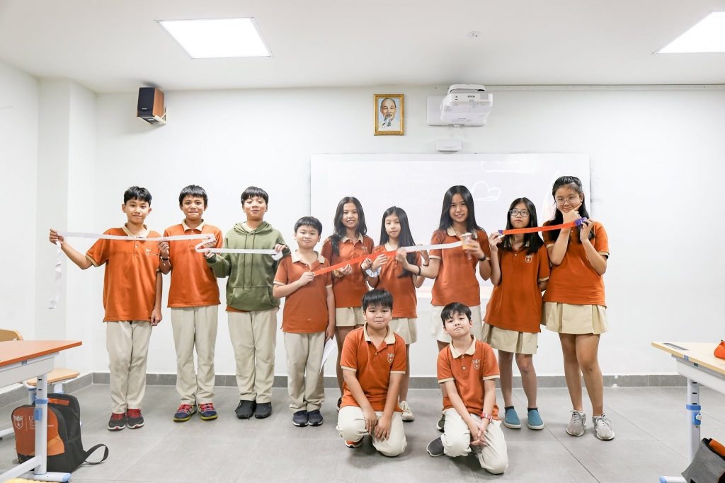 hoc phi tieu hoc gan 400 trieu dong anh 3