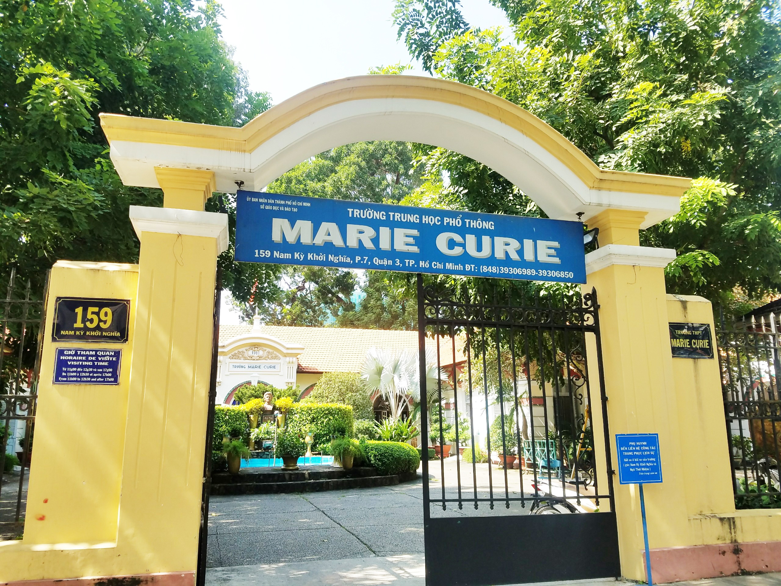 truong hoc chat cay lau nam anh 1