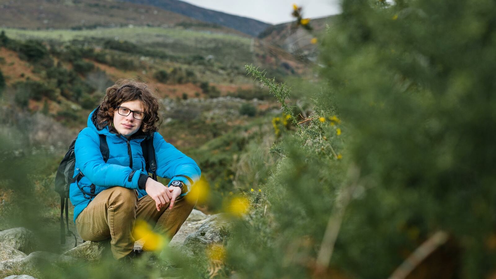 Nam sinh tu ky xuat ban sach anh 2