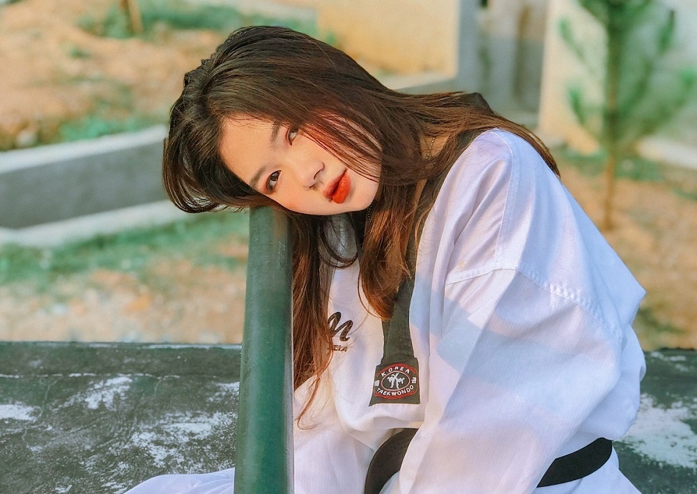 10X Dai hoc Kinh te Quoc dan dam me taekwondo hinh anh