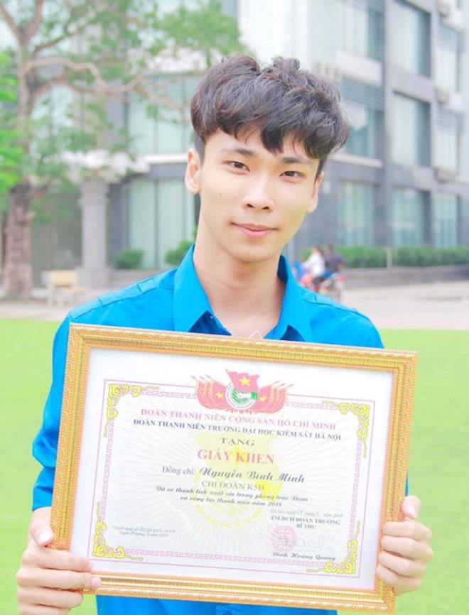 Nam sinh điển trai trường Kiểm sát  ảnh 1 Nam sinh dien trai truong Kiem sat anh 1