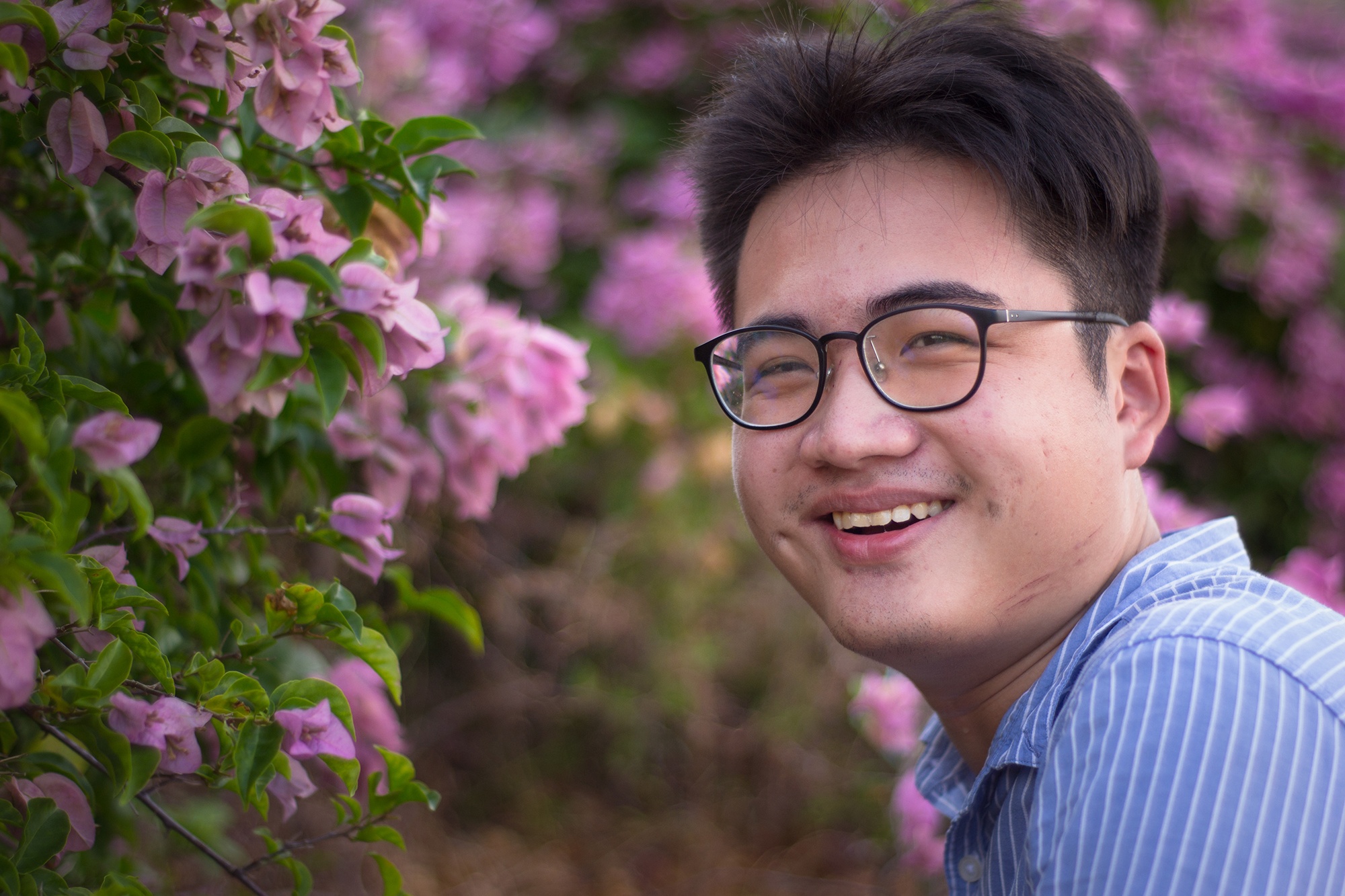 Du hoc sinh Viet lap du an ho tro nguoi lao dong anh 1