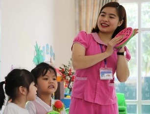 Bo phu cap tham nien, giao vien lo giam thu nhap hinh anh