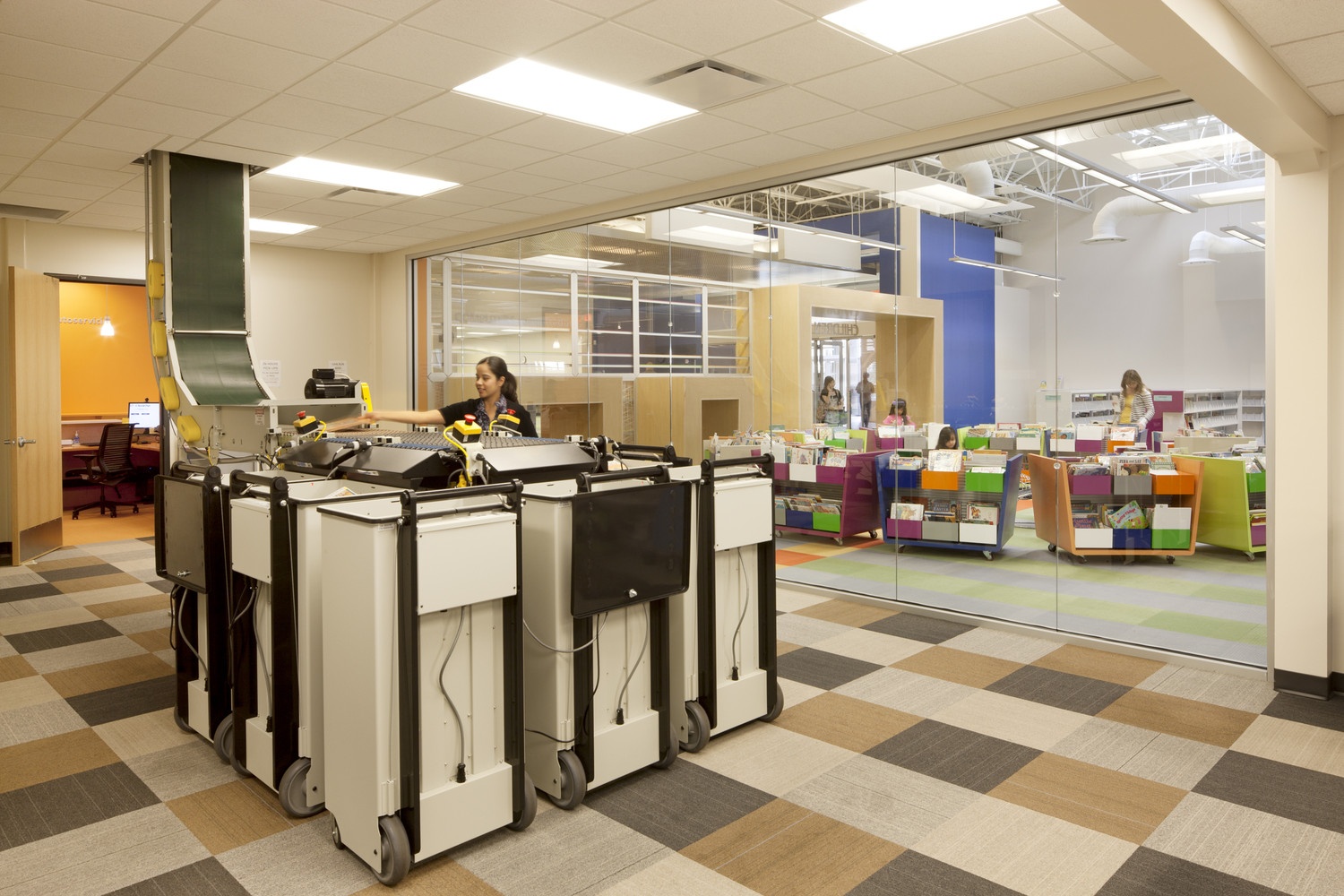 thu vien doc dao bac nhat the gioi anh 4