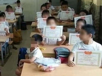'Ca lop duoc giay khen vo tinh lam ton thuong dua tre' hinh anh