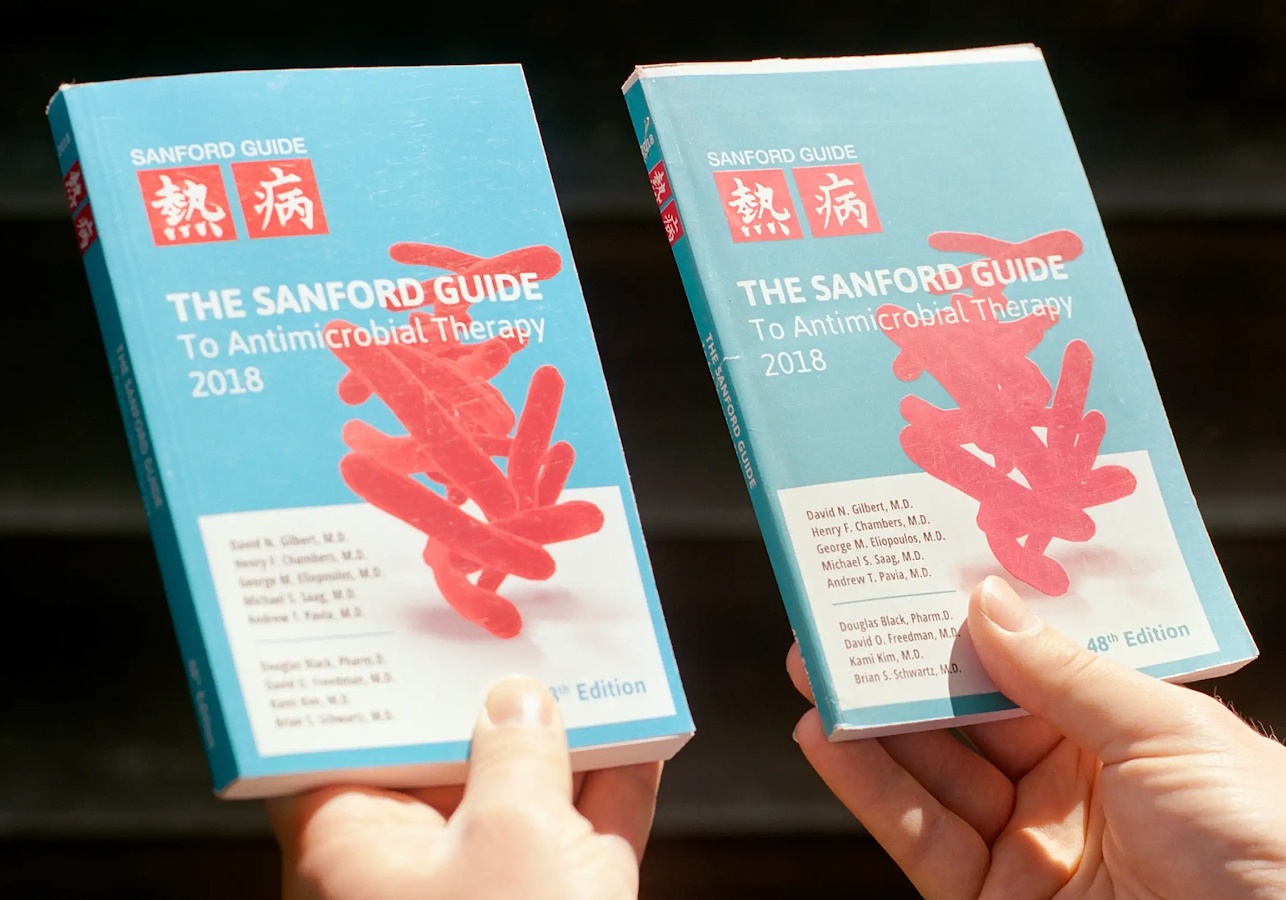 Cac nha xuat ban tren the gioi chong sach gia, sach lau nhu the nao? hinh anh