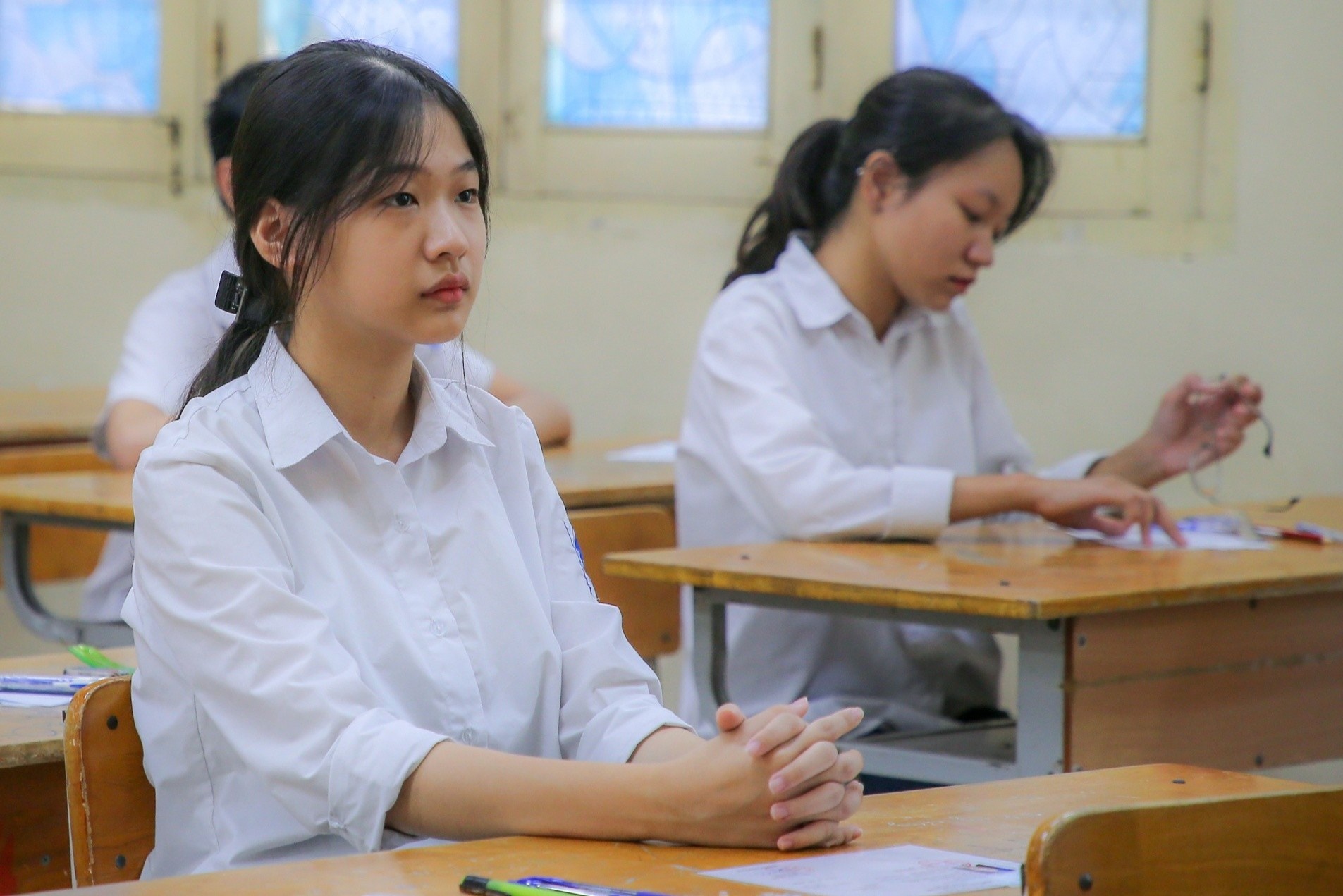 De Tieng Anh, goi y dap an tuyen sinh lop 10 cong lap o Ha Noi hinh anh