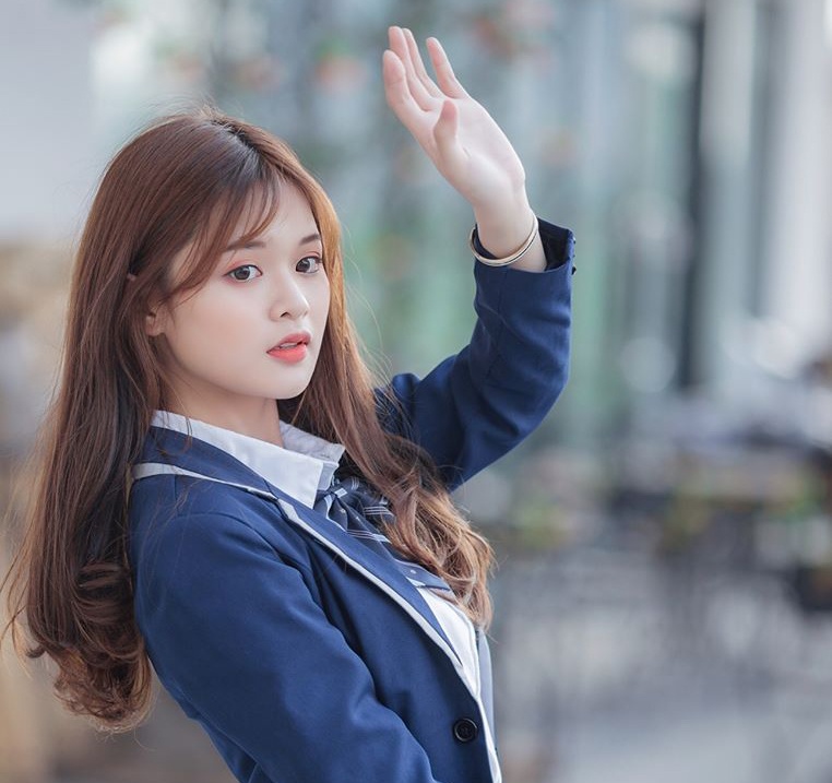 Nữ sinh làm truyền thông ảnh 1 Nu sinh lam truyen thong anh 1