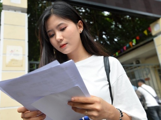 Neu thi tot nghiep THPT hai dot, tuyen sinh dai hoc se the nao? hinh anh