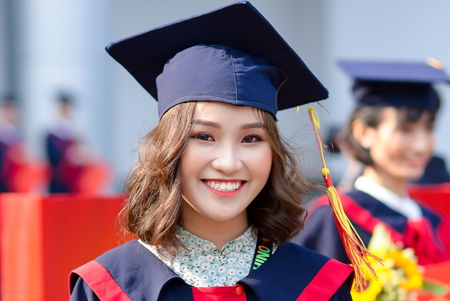 Nu sinh Bach khoa dat diem trung binh mon hoc tuyet doi hinh anh