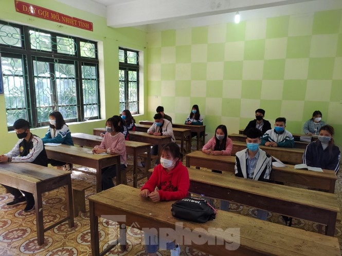 Mot diem thi tot nghiep THPT o Lang Son phai lui thoi gian anh 2