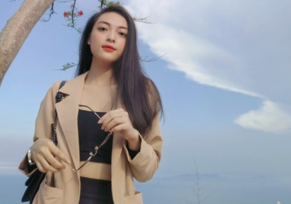 9X hoc gioi thi hoa hau, so huu ten la hinh anh