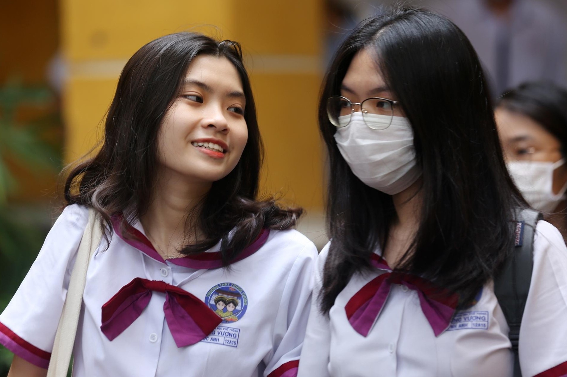 Dap an 6 mon thi tot nghiep THPT 2020 hinh anh