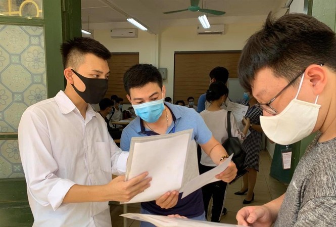 Tuyen sinh dai hoc: Khong qua phu thuoc ket qua tot nghiep hinh anh