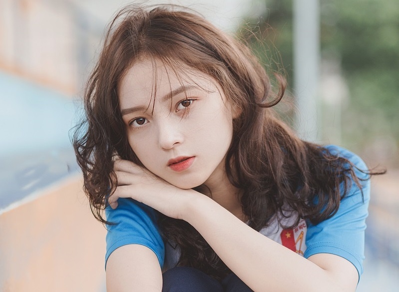 Mac dong phuc truong Bach khoa, nu sinh nhan nhieu loi khen hinh anh