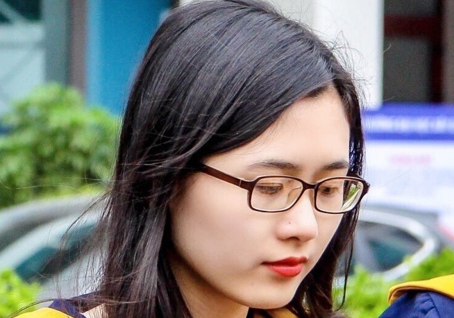 Co gai thich khac biet tro thanh thu khoa DH Xay dung hinh anh