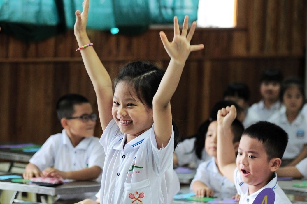 Nghich ly trong dau tu tai chinh xay dung truong hoc hinh anh