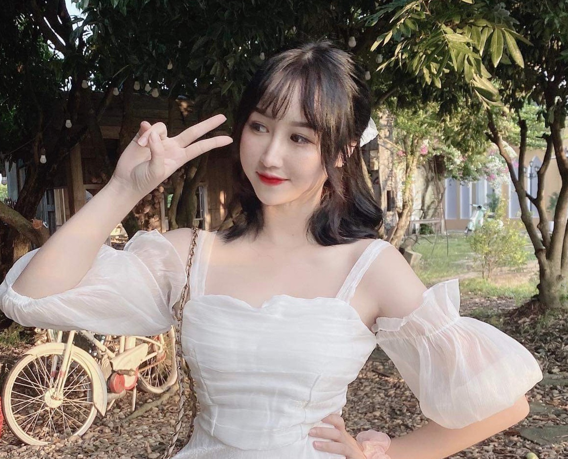 Co giao tieu hoc nhan nhieu loi khen khi dong vai chi Hang hinh anh