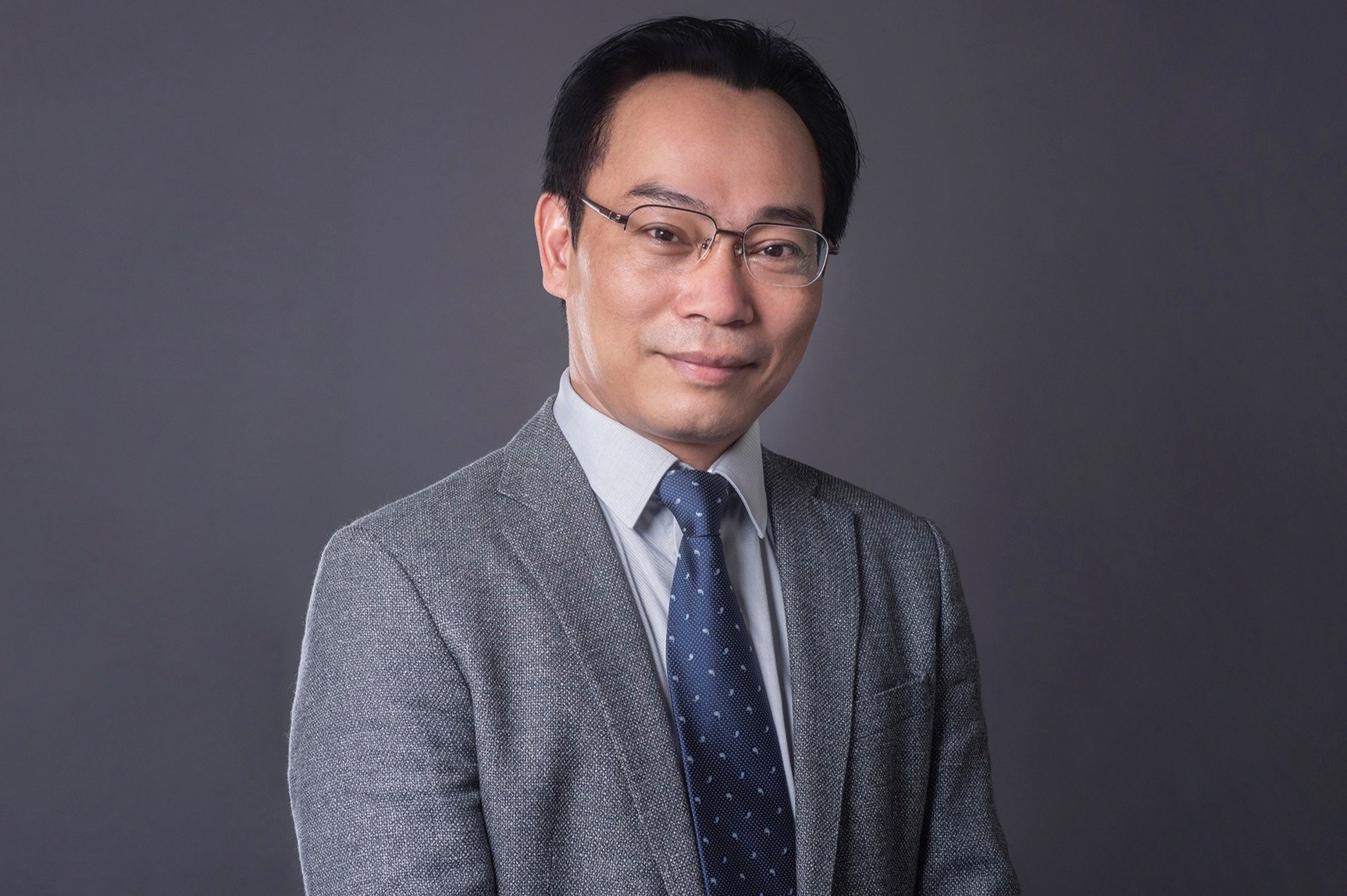 Ong Hoang Minh Son duoc bo nhiem lam Thu truong Bo GD&DT hinh anh