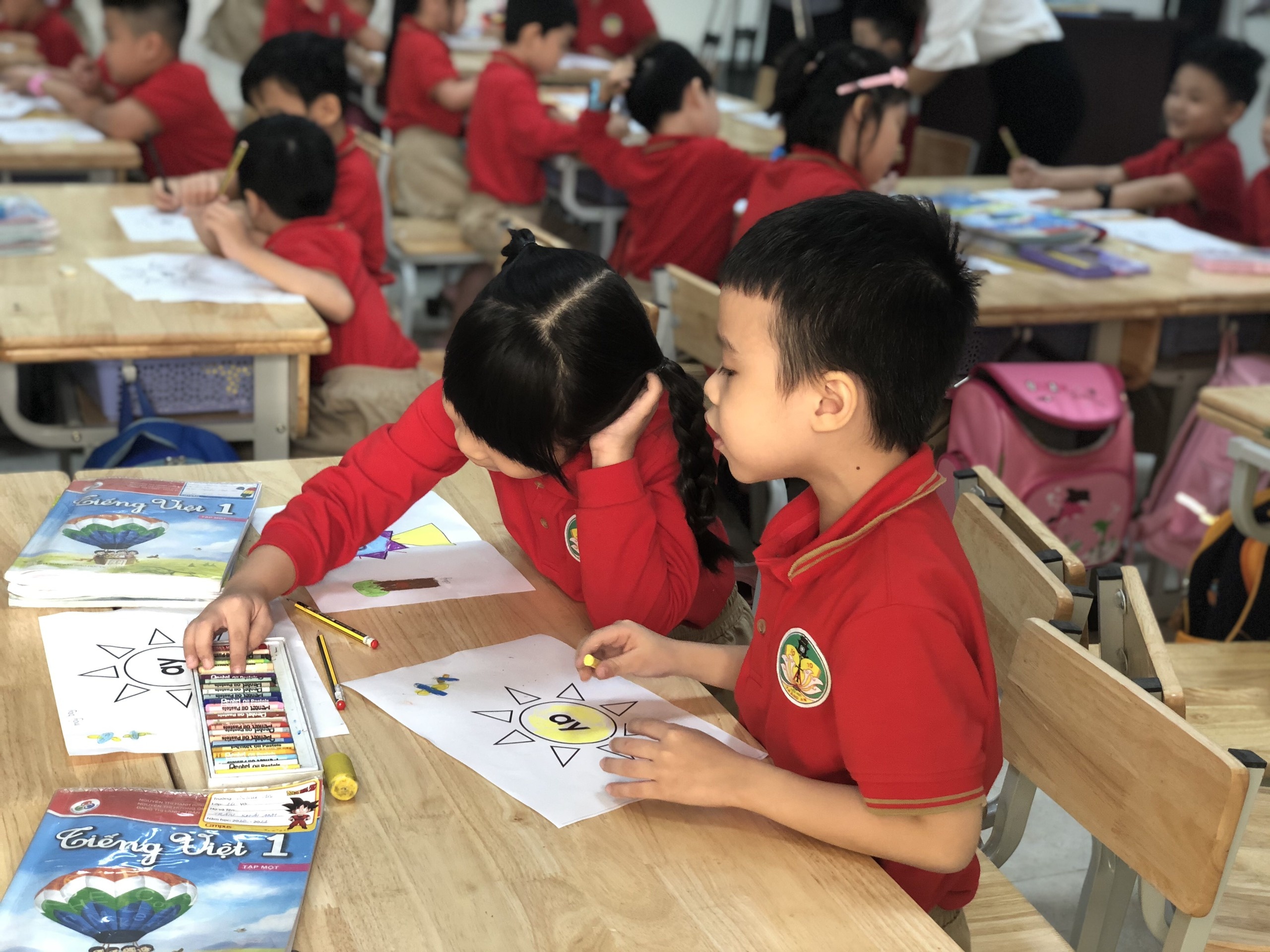 Sách giáo khoa Tiếng Việt 1 ảnh 2 Sach giao khoa Tieng Viet 1 anh 2
