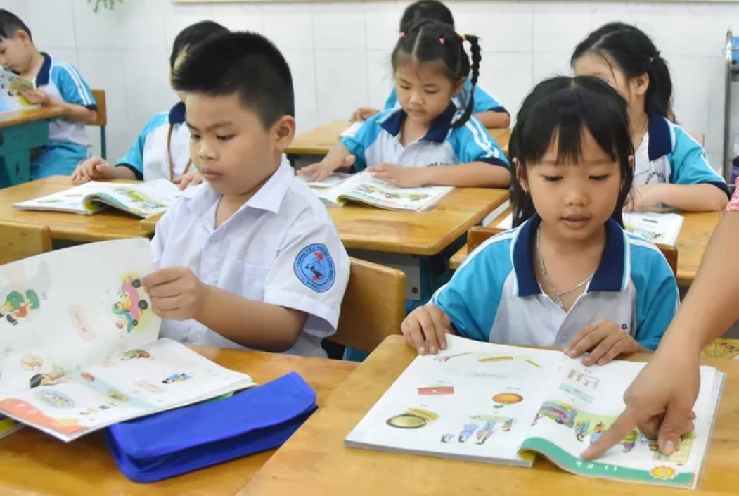 thẩm định sách giáo khoa lớp 2 ảnh 1 tham dinh sach giao khoa lop 2 anh 1