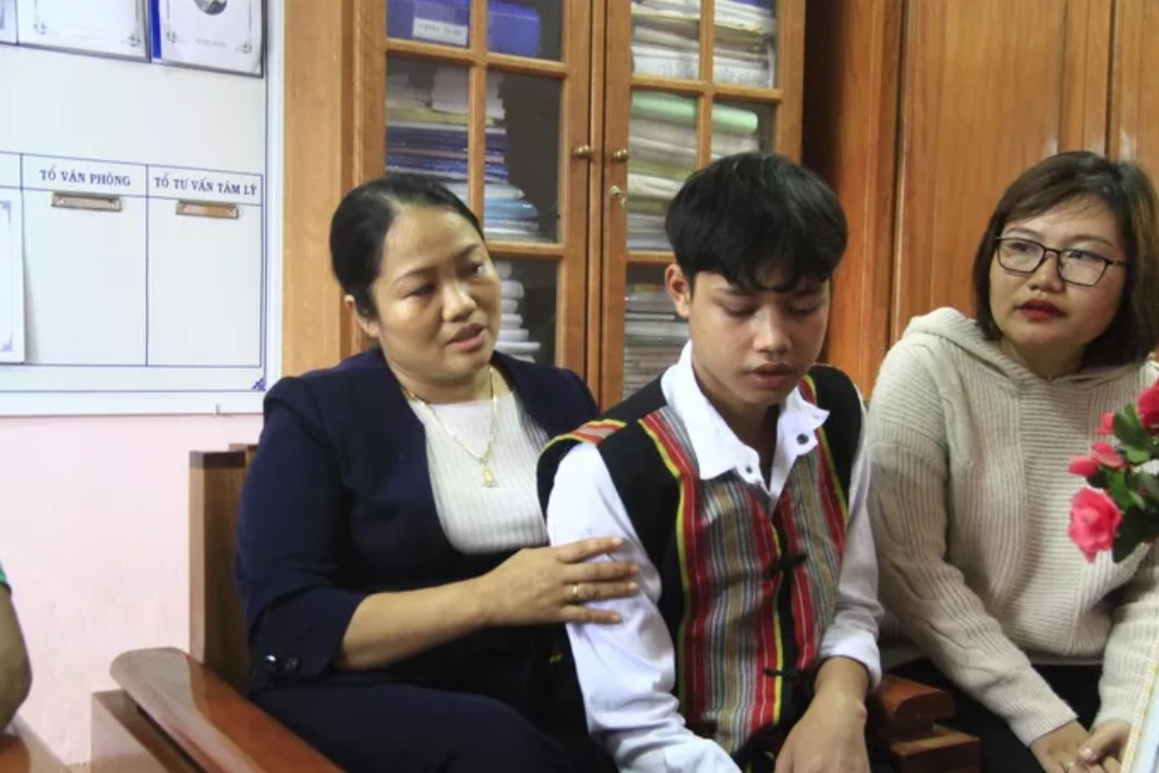 sạt lở đất ở phước lộc ảnh 2 sat lo dat o phuoc loc anh 2