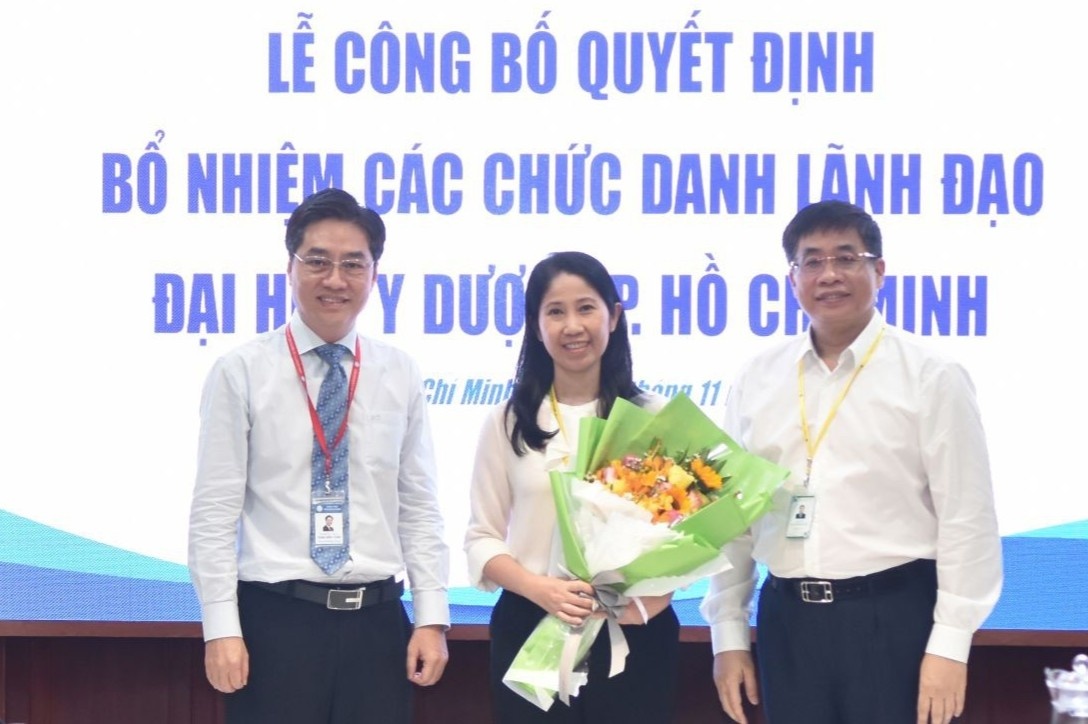 Giam doc Benh vien DH Y Duoc TP.HCM duoc giao quyen hieu truong hinh anh