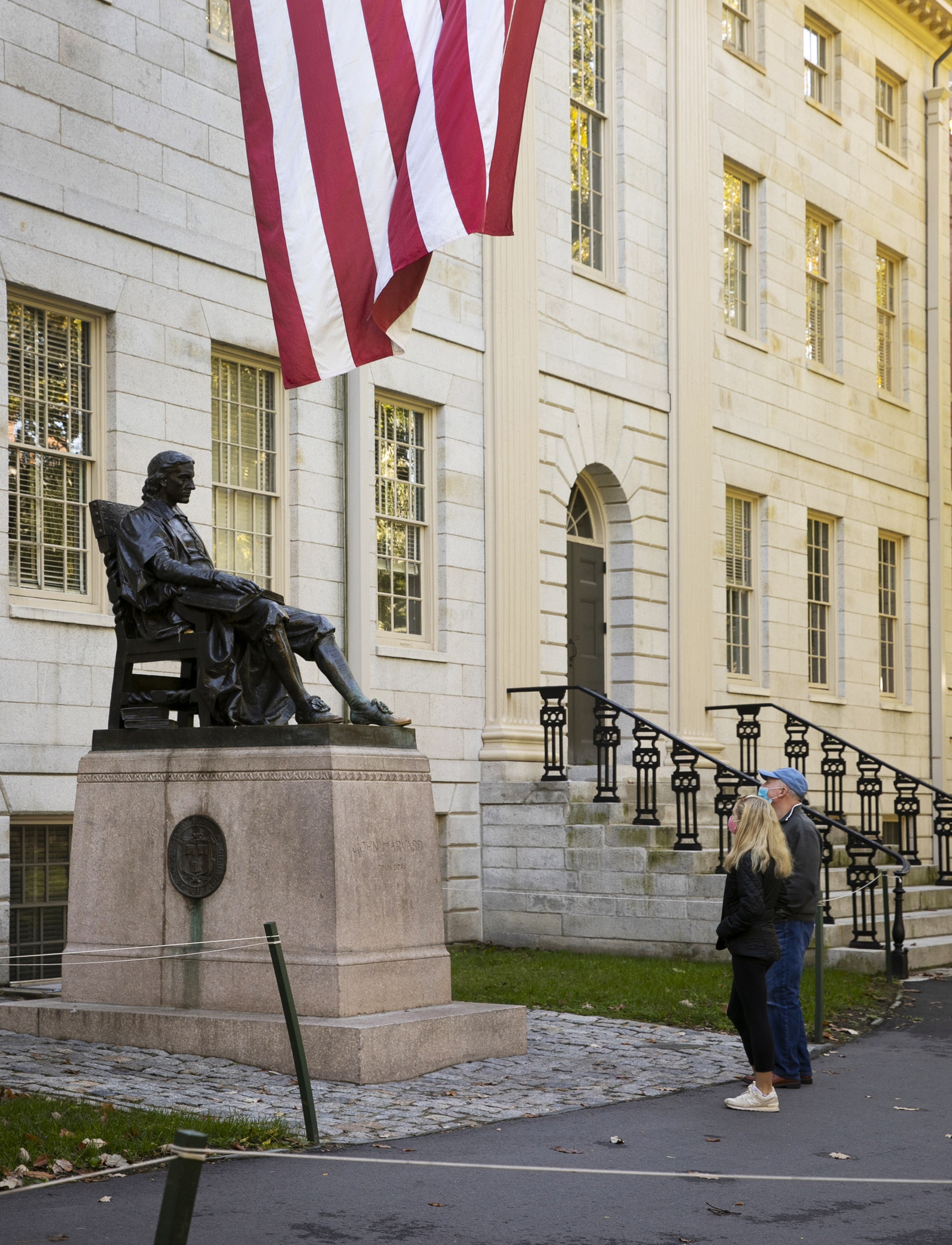 Hinh anh DH Harvard anh 5