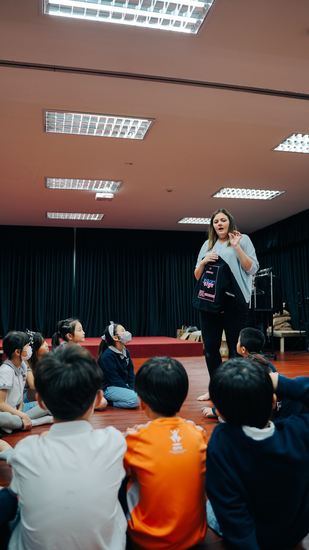 cô giáo người Anh tại trường quốc tế ảnh 18 co giao nguoi Anh tai truong quoc te anh 18